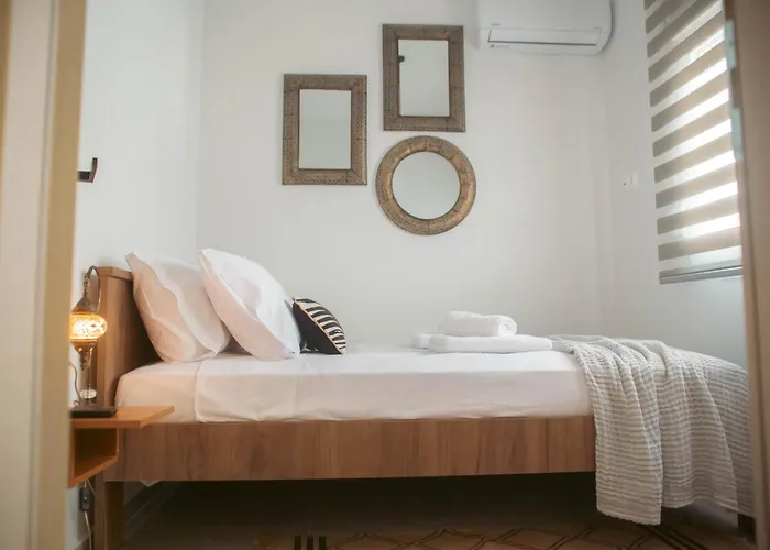 Cleopatra - City Escape Apartment